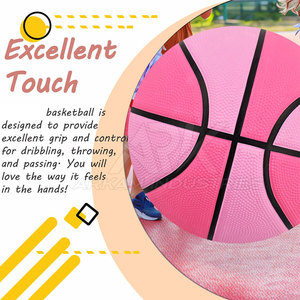 Ballon de basket premium avec une texture douce et un matériau durable, idéal pour les entraînements et les matchs. - Product Image 6