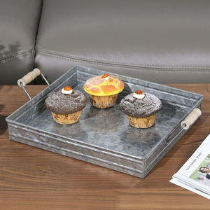 Plateau de service écologique en argent style Art Déco avec poignées en bois, finition brossée, couleur unie, utilisation résidentielle, compatible lave-vaisselle, utilisation extérieure - Product Image 4