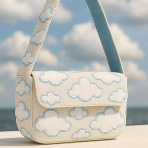 Sac à main en perles de verre multicolores avec forme personnalisable, artisanat indien décontracté, sac baguette fait main par MS Handicraft - Product Image 1