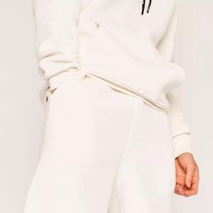 Ensemble sweat à capuche et short pour homme, automne, manches longues, coton molletonné uni, survêtement décontracté et respirant, design personnalisé, vente en gros - Product Image 3