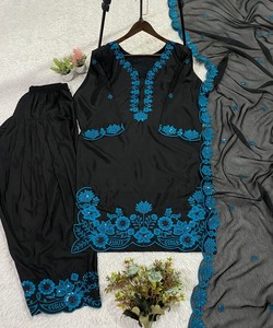 ชุดเสื้อปาเตียลาผ้าเครปไหมปักลายประณีต พร้อมผ้าคลุมไหล่ สไตล์ลำลอง ราคาขายส่ง เสื้อผ้าชาติพันธุ์ สีน้ำเงิน - Product Image 5