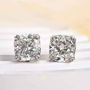 Pendientes de tuerca solitarios de moissanita brillante con corte cojín y diamante, de plata 925, joyería fina para compromiso, regalo encantador para mujer - Product Image 2