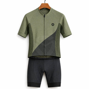Tenue de cyclisme style streetwear pour hommes, tissu léger, idéale pour les séances de vélo décontractées et les activités quotidiennes - Product Image 6