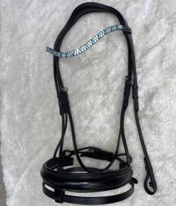 Brida de Cuero Anatómica de Alta Calidad para Caballo, con Narquera Sueca Acolchada Blanca y Cabezal Curvo Elevado, para Equitación FHS - Product Image 2