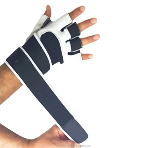 Gants de sport demi-doigts en PU légers et respirants avec fermeture à boucle pour entraînement de fitness unisexe et musculation - Product Image 3