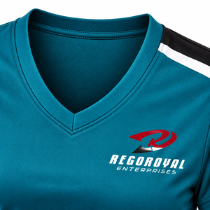 Prendas esenciales minimalistas y modernas para el armario de la mujer: camisetas con cuello en V para un estilo diario sin esfuerzo y atuendos relajados para una apariencia duradera. - Product Image 4