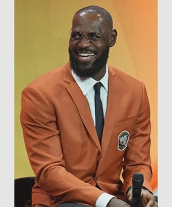 Men's Burnt Orange British Style <b>Blazer</b> Single Breasted Notched Collar Applique Logo Front Anti-Wrinkle Suit Jacket - Product Image 5