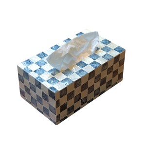 Caja de pañuelos rectangular de alta gama con incrustaciones de nácar y madera hecha a mano para decoración del hogar - Product Image 3
