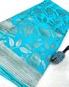 <b>Orange</b> Floral Silk <b>Saree</b> With Golden Border Traditional Indian Wedding Wear For Women Floor Length Regular Fit All Seasons - Product Image 6