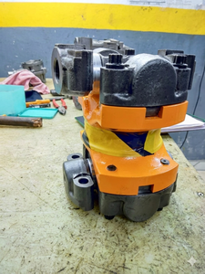 ชุดข้อต่ออเนกประสงค์ D375A5 Komatsu 195-20-33000 สำหรับเครื่องจักรเหมือง ชุดประกอบข้อต่อ U D375A5 195-20-33000 ชุดประกอบข้อต่อ U - Product Image 2