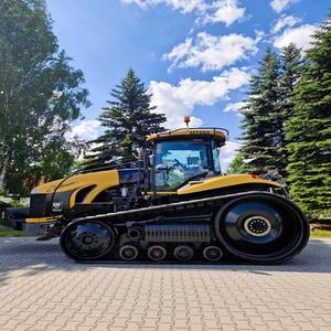 Maquinaria Agrícola de Primera Calidad, Tractor de Tractores 4x4 Usado en Buen Estado, Equipo Agrícola de 70HP con Bomba, Entrega Rápida Disponible Ahora - Product Image 6