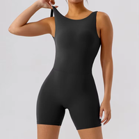 Monos de yoga sin espalda con cuello halter de talla grande con logo personalizado para niñas, monos deportivos de color liso para fitness y gimnasio al por mayor