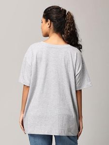 เสื้อยืดโอเวอร์ไซส์สำหรับคุณแม่ สีเทา คอกลม แขนสั้น ทรงหลวม ผ้าเจอร์ซีย์คอตตอน 100% ระบายอากาศได้ดี ความยาวปกติ - Product Image 2