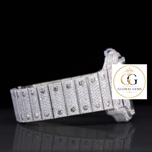 Reloj de Diamantes Mossinate en Oro Rosa Totalmente Cubierto de Diamantes, el Más Vendido, para Uso Nocturno y en Discotecas, Disponible a Buen Precio - Product Image 4
