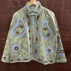 Chaqueta Vintage de Terciopelo Gris Suzani Bordada con Arte Floral, Cuello Alto Bohemio, Manga Larga, Ropa de Abrigo de Primavera para Mujer - Product Image 1