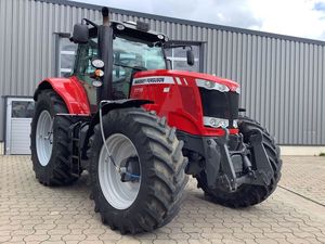 Tracteurs agricoles d'occasion Massey Ferguson 7722s Dyna 6 à moteur diesel robuste 4x4 avec ensemble complet d'accessoires incluant moteur et boîte de vitesses - Product Image 6