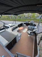 Offre Spéciale OEM disponible arc incliné Sport Look Design 15ft-19ft aluminium Center Console ponton bateau 80HP moteur hors-bord pêche