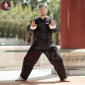 ชุดกังฟูคุณภาพพรีเมียม โลโก้ด้านหน้าแบบกำหนดเอง ผ้าโพลีเอสเตอร์ 100% ระบายอากาศได้ดี น้ำหนัก 140 กรัม เหมาะสำหรับการต่อสู้ ผู้ใหญ่ทุกเพศ - Product Image 2