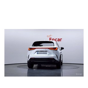 Lexus NX Premium 2024 con Cámara Trasera, Asientos de Cuero, Volante a la Izquierda - 23,494 km, Modelo 2024/12 - Product Image 4