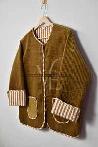 Veste matelassée réversible en coton écologique imprimée faite à la main, légère et respirante pour femme, prix usine, collection 2026 à succès - Product Image 5