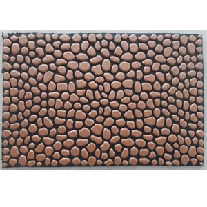 Tapis en caoutchouc robuste pour usage industriel et domestique, antidérapant et durable, protection de sol disponible au meilleur prix - Product Image 1