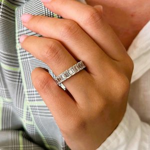 Bague éternité en diamant taille émeraude 6,5 carats, alliance de mariage en diamant de laboratoire, bague éternité empilable, diamants CVD - Product Image 1