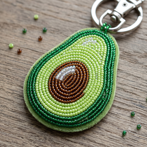 Porte-clés unique fait main en perles tissées avec fonction changeante de couleur et motif chat de dessin animé pour la décoration de sacs et comme breloque de sac à main - Product Image 3