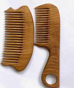 Tradebyd Peigne en bois de poche léger pour soins capillaires en déplacement Mise en forme de la barbe et coiffure sans frisottis - Product Image 1
