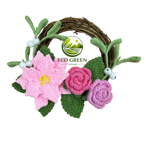 Couronne de Noël au crochet faite à la main, avec poinsettia et baies, décoration florale rustique pour porte, style ferme, pour les fêtes, fourniture OEM ODM - Product Image 6