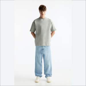 Vente en gros de t-shirts personnalisés pas chers, t-shirts pour hommes de haute qualité avec logo personnalisé, t-shirts rouges pour hommes grandes tailles, fabrication - Product Image 6