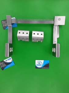 ชุดเครื่องมืออเนกประสงค์สแตนเลสสตีลขนาด 10-12 นิ้ว ยี่ห้อ Burford Finochietto รุ่น Top Selling Manual 2 Blades Rib Spreader Retractor พร้อมใบมีด 2 ใบ - Product Image 1