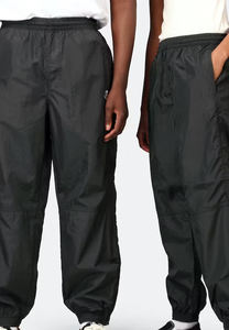 Chaqueta Cortavientos de Nylon para Hombre, Estilo Urbano, con Logotipo Personalizado de Alta Calidad OEM, al por Mayor - Product Image 2