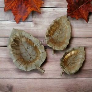 Plateau en aluminium en forme de feuille pour servir des fruits secs et des fruits, lot de 3 pièces au meilleur prix auprès d'un grossiste - Product Image 3