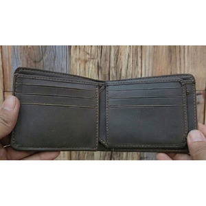 Cartera Bifold de Cuero Vintage Marrón Oscuro Moderna con Cierre, Monedero con Cremallera, Ventana para Identificación, Múltiples Ranuras para Tarjetas y Compartimentos para Efectivo para Hombre - Product Image 6