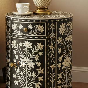 Mesa de Noche Redonda de Lujo Moderna con Incrustaciones Florales Negras, Ecológica, Hecha a Mano, con 2 Cajones y Almacenamiento - Product Image 2