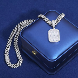 Collier Pendentif Militaire Luxueux en Argent Plaqué Or avec Moissanite Taille Princesse Sertie Pavé Certificat GRA Charme - Product Image 2