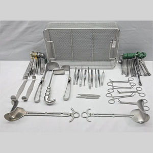 Juego de instrumentos quirúrgicos generales básicos Aesculap de 66 piezas con cesta Bard - Product Image 1