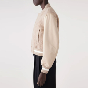 Veste universitaire pour femme, beige, manches longues, logo G brodé, boutons sur le devant, longueur normale, 100% laine, chauffante, écologique, respirante - Product Image 3