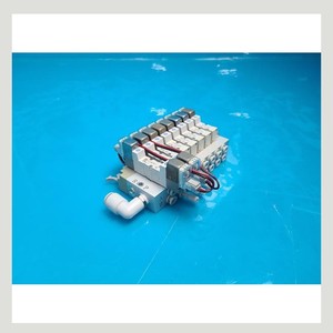 Válvula Solenoide Neumática de 3 Puertos SMC SYJ314M-5L0U+SYJ3233-5L0U, Usada, Piezas de Equipos Semiconductores Legacy - Product Image 4