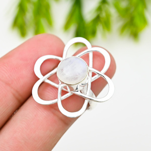 แหวนเงินแท้ 925 ดีไซน์หรูหราสำหรับงานปาร์ตี้ - Product Image 1