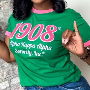 Camiseta de chenilla 1908 con ribete rosa, verde con letras bordadas en rosa, ropa de hermandad, camiseta universitaria de algodón para mujer, estilo griego. - Product Image 6