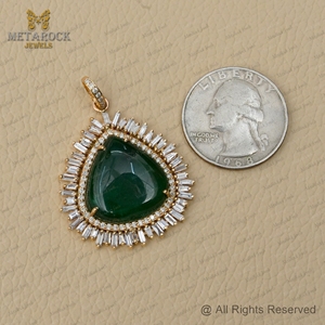Colgante de Oro Amarillo de 14k con Esmeralda Natural Única y Diamante Natural en Forma de Lágrima, Joyería Fina - Product Image 4