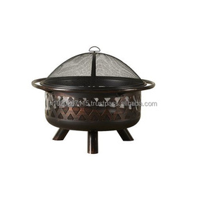 Fogata de hierro estilo granja rústica ideal para la decoración del jardín añadiendo calidez y belleza tradicional a la vida al aire libre - Product Image 4