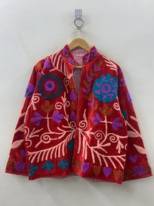 Chaqueta de Terciopelo Rojo Hecha a Mano para Mujer, Bordado Floral, Cuello Mao Elegante, Mangas Largas, Chaqueta Corta Étnica - Product Image 2