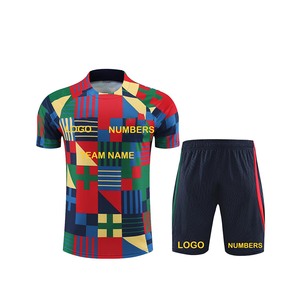 Uniformes de Fútbol Personalizados con Impresión Deportiva, Secado Rápido, Transpirables y Económicos, Camiseta de Fútbol Rosa - Product Image 1