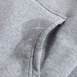 Survêtements décontractés à capuche pour adultes, en coton et polyester, motif uni, écologiques, respirants, en polaire, de haute qualité, fabriqués au Pakistan - Product Image 4