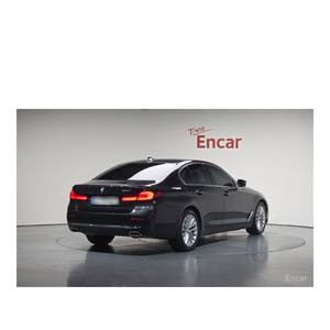 BMW Serie 5 520i Luxury, Modelo Octubre 2022, 19.423 km, Norma de Emisiones Euro V, Volante a la Izquierda, Caja de Cambios Automática - Product Image 2