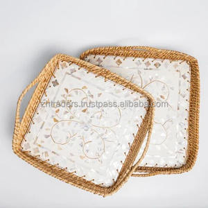 Juego de bandeja de ratán Redonda India hecha a mano asequible y mejorada con Incrustaciones de nácar para mesa de lujo que sirve REGALOS FESTIVOS - Product Image 1