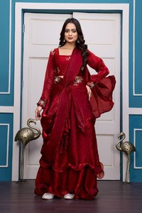 Blusa Lahenga con Dupatta y Cinturón, Satén Fandy con Bordado de Lentejuelas de 3 mm y Zari - Product Image 4