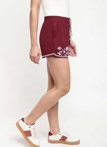 Shorts brodés rouges pour femmes avec cordon de serrage à la taille, coupe régulière, en coton tricoté respirant, taille mi-haute - Product Image 4